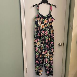Old Navy Floral Jumpsuit - Navy floral